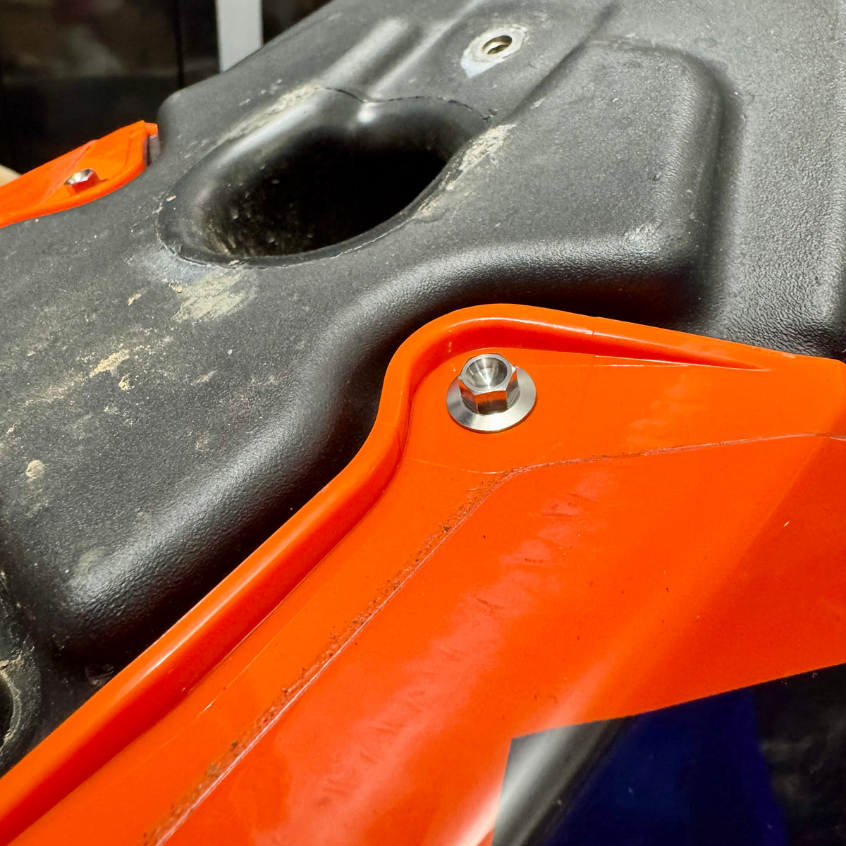 KTM 250/350/450SXF Titanium Plastic Screw Kit