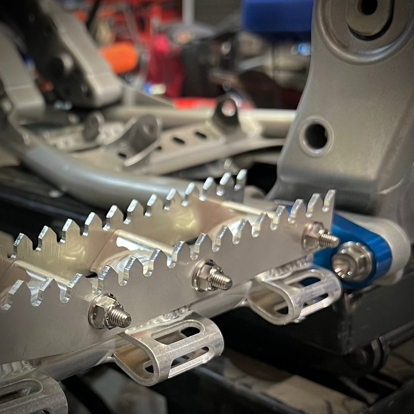 Rato Racing TITANIUM RATH MONSTER PEG BOLT KIT – B Squared Technologies