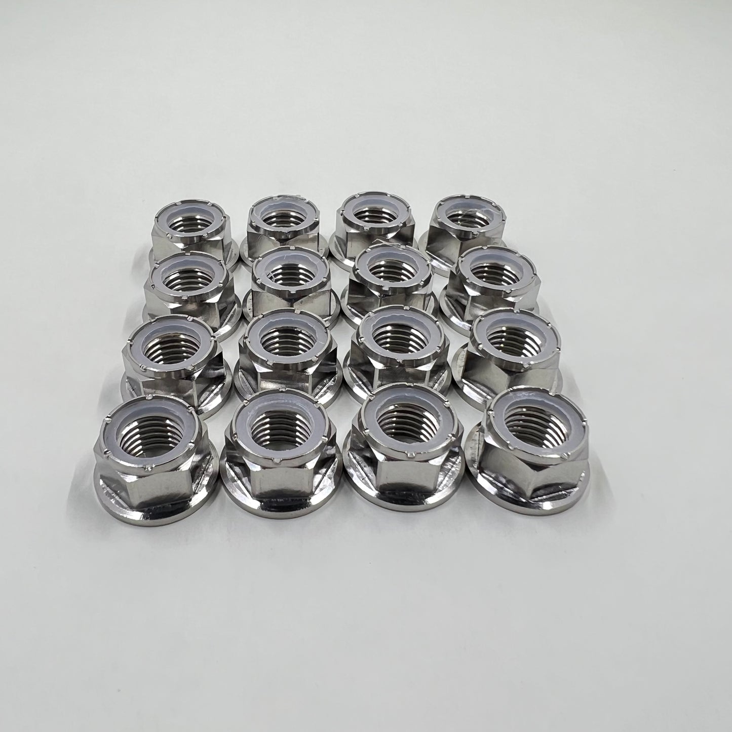 TITANIUM M10X1.25 LUGNUT KIT